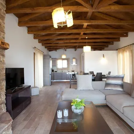 Giapis Villa *